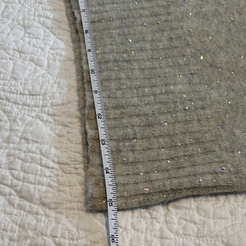 J. Crew Light Gray Sweater with Sparkle Accents - xs NWT - Picture 14 of 16